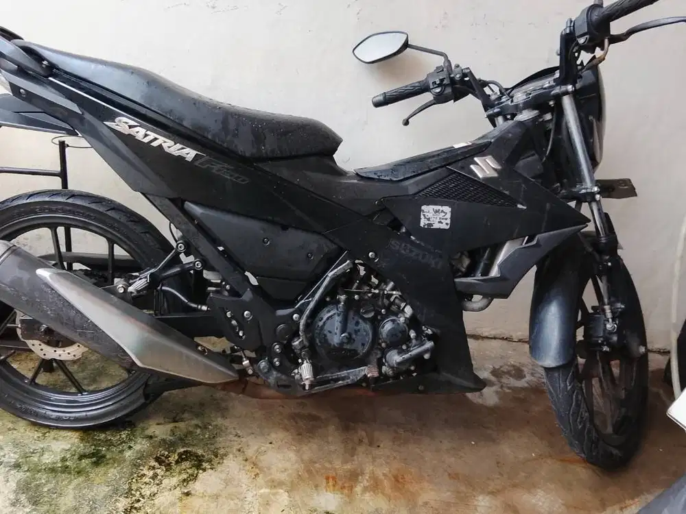 Di jual Suzuki Satria FU Injeksi 150cc 2016 ss lengkap