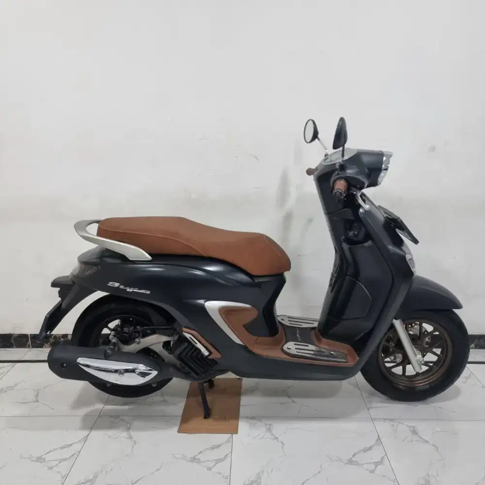 Honda New Stylo 160 ABS Keyless Fi 2025 bln 3 Gress Km 2 rb