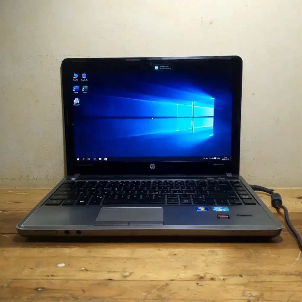 MURAH Laptop HP core i5 Ram 4 GB HDD 500 GB Dobel VGA