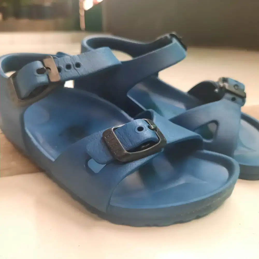 Preloved Sale : Birkenstock Rio EVA - Kids - Size 26