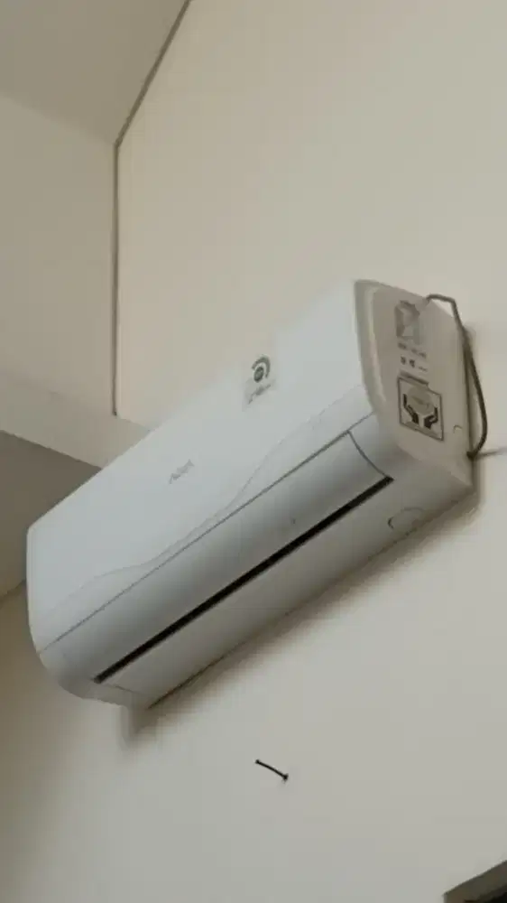 AC 1 PK AQUA Low Watt 100% normal.