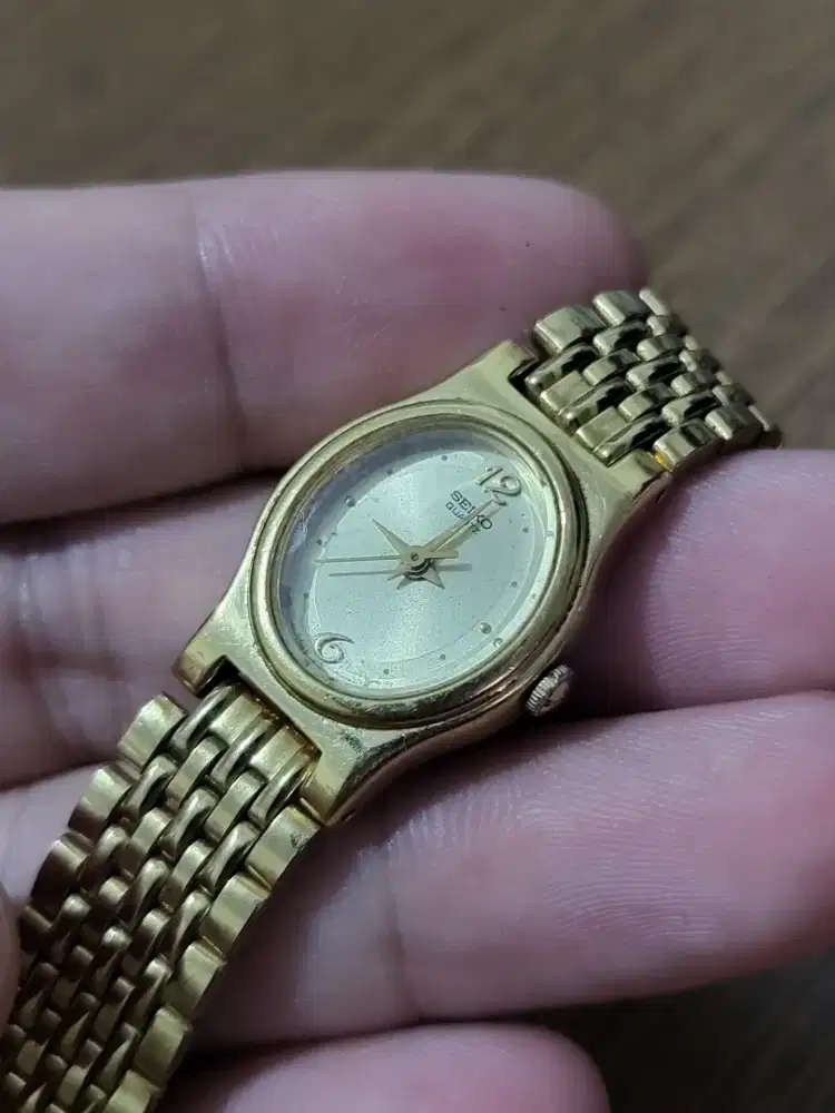Jam Tangan Wanita Seiko Gold Luxury Vintage Analog Cewe Ori Quartz