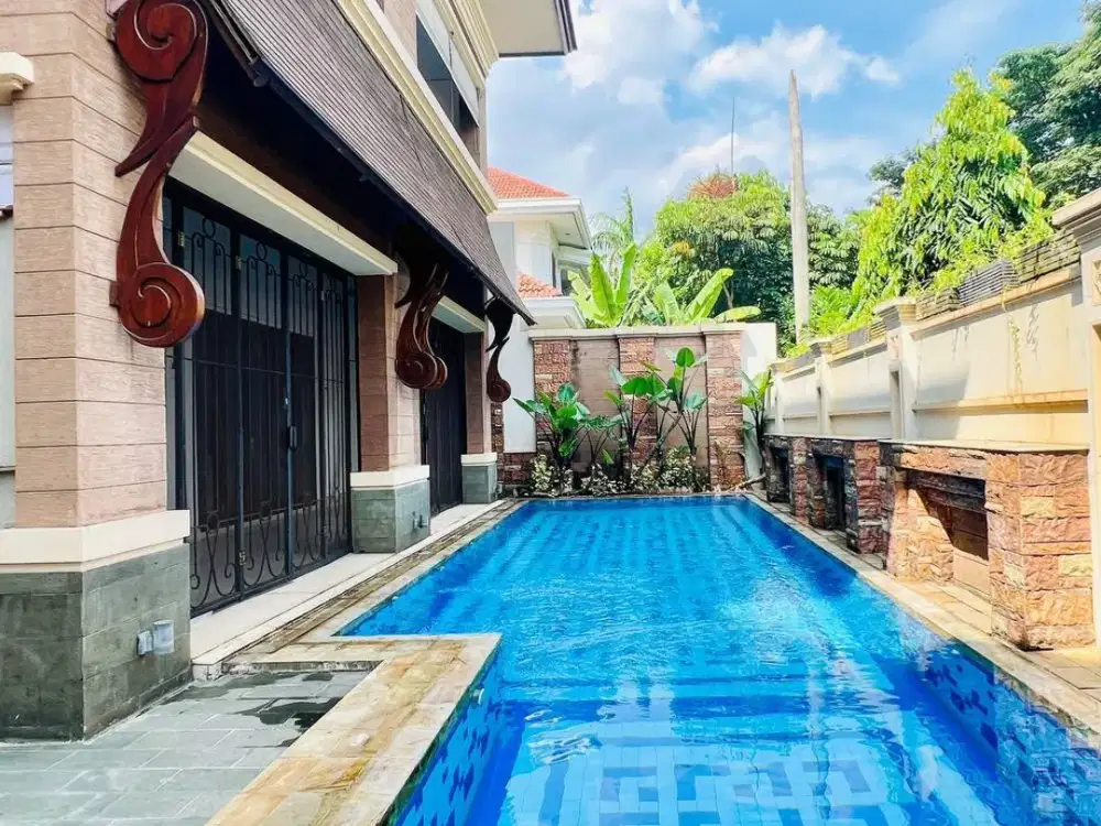 LXMMT 0134 Disewakan Rumah Mewah Dengan Kolam Renang Pondok Indah