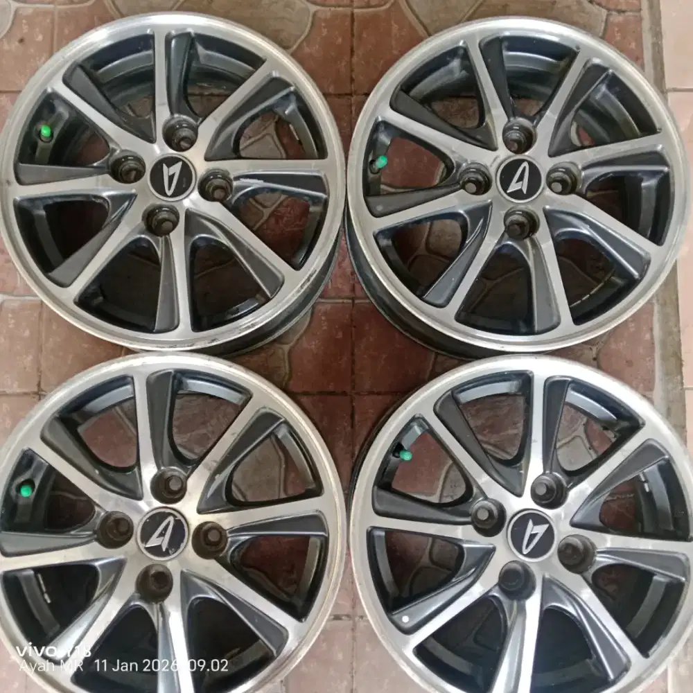 Velg Calya dan sigra Ring 14