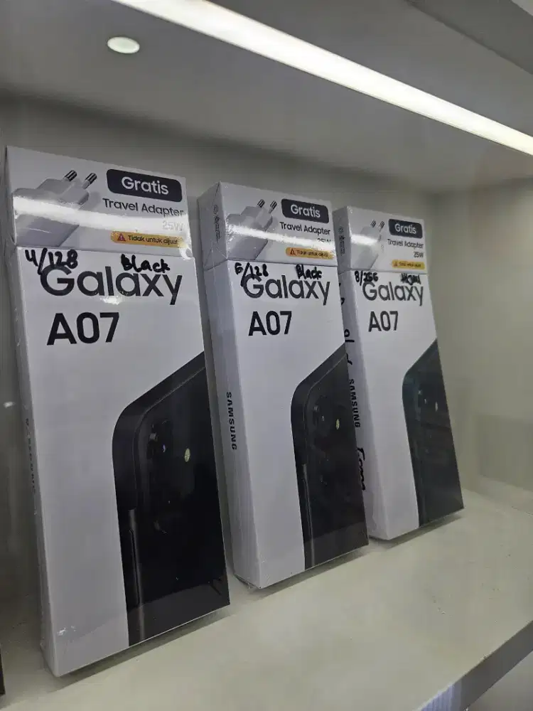 SAMSUNG GALAXY A07 8/256 GARANSI 1 TAHUN FREE TRAVEL ADAPTER 25W