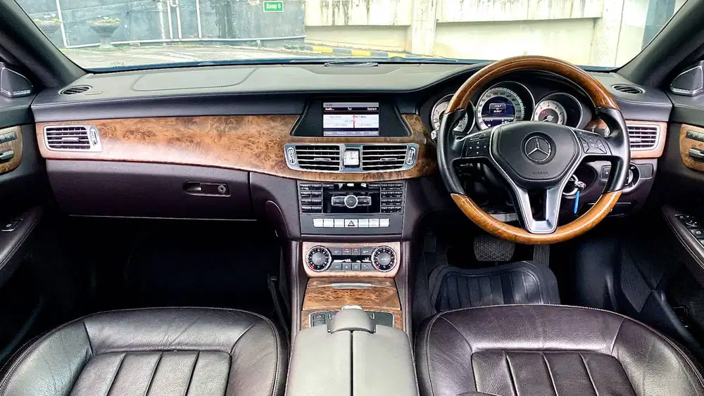 Mercedes Benz CLS350 3.5L V6 306HP NIK 2013