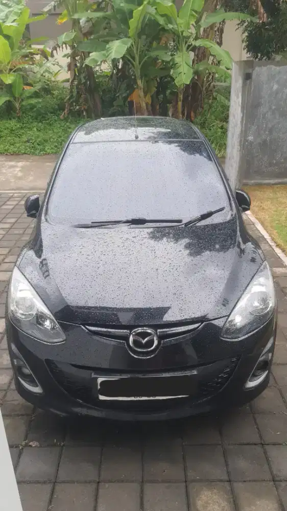 Mazda 2 RZ AT 2014