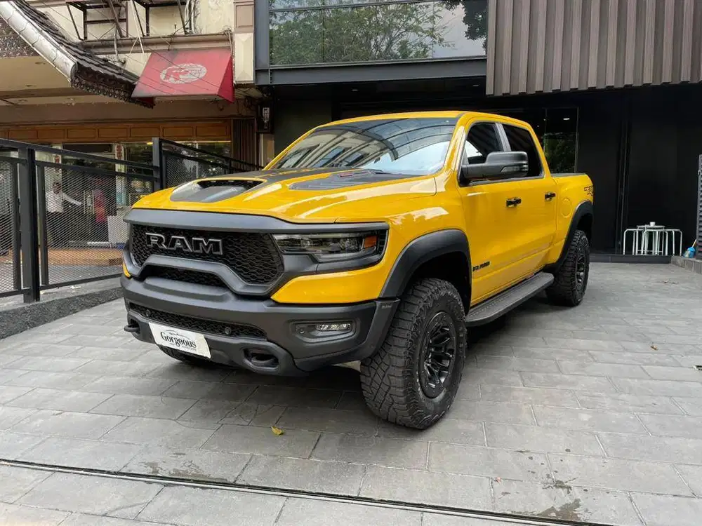 Dodge RAM TRX Crew Cav 4x4 NIK 2023 ( Brand New )