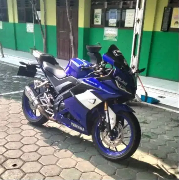 r15 V3 motor rawatan