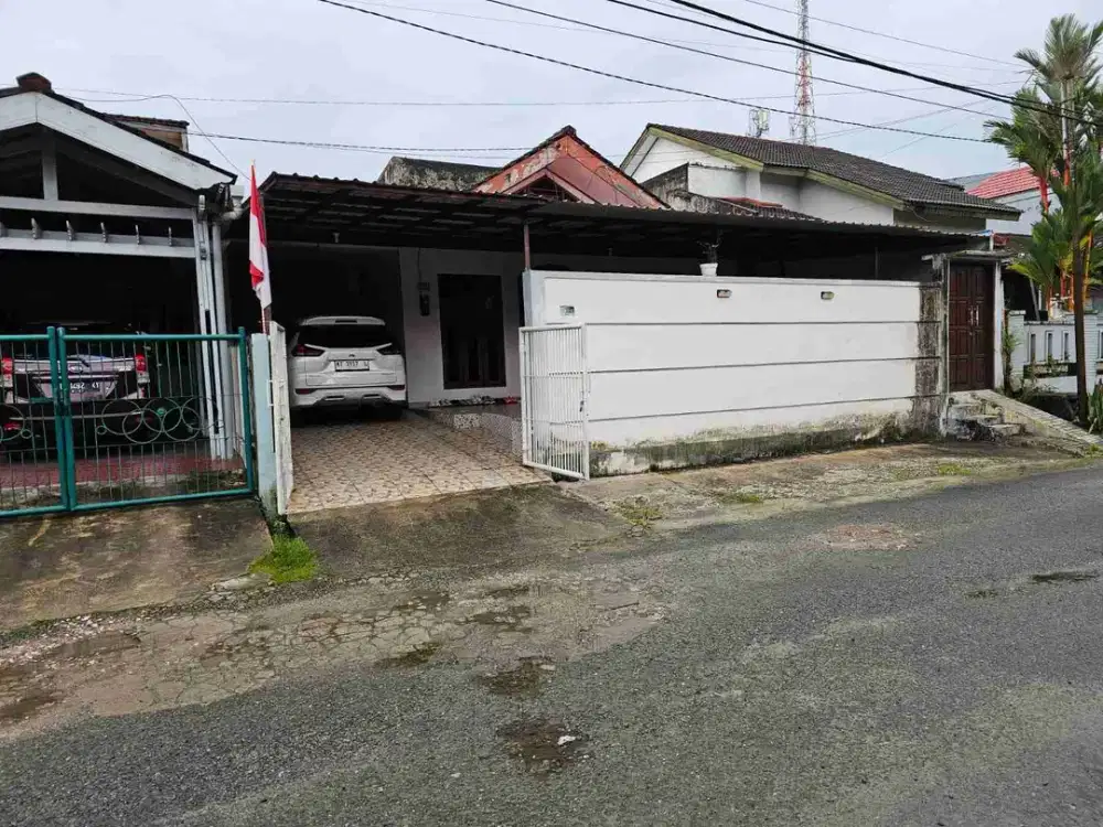 DIJUAL RUMAH FULLFURNISH TENGAH KOTA BERNUANSA MINIMALIS LOKASI DALAM PERUMAHAN BALIKPAPAN BARU AMAN NYAMAN HARGA NEGO