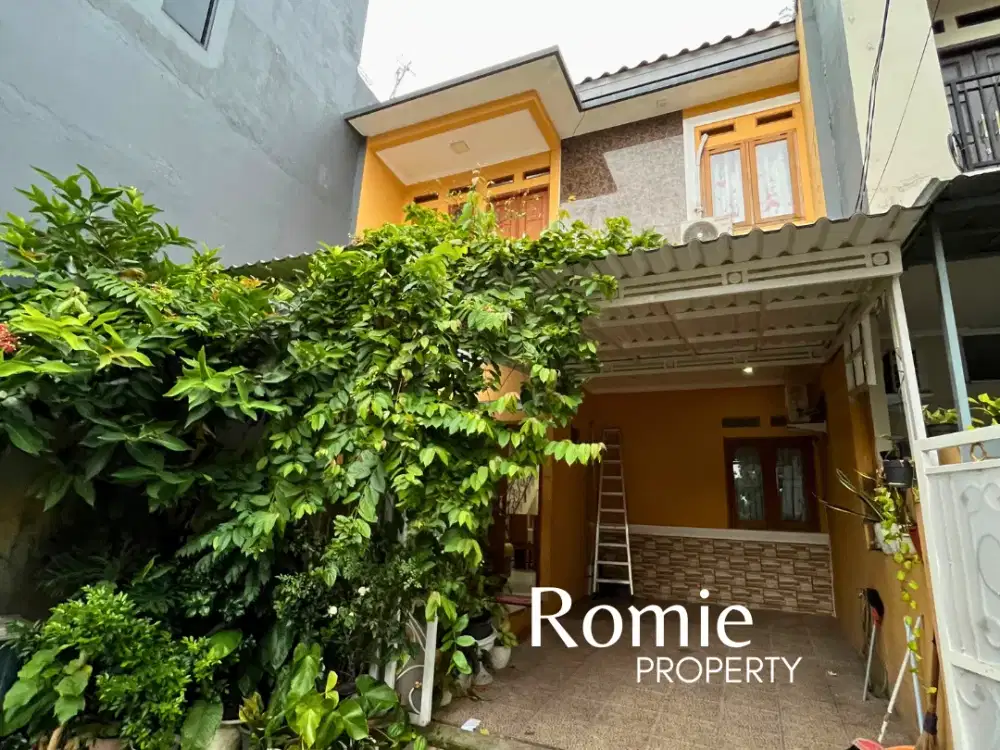 SEWA RUMAH CANTIK 2 LANTAI FULL FURNISH GANDARIA JAGAKARSA JAKARTA SELATAN