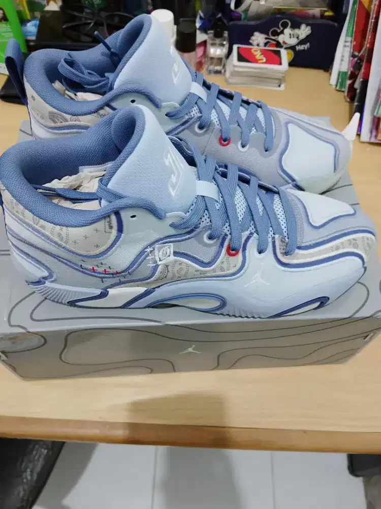 Sepatu basket Jordan Tatum 3