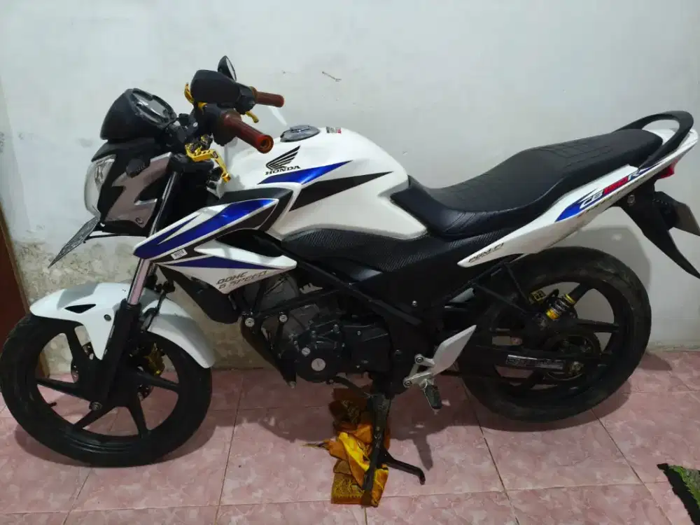 CB150R Mening poolll