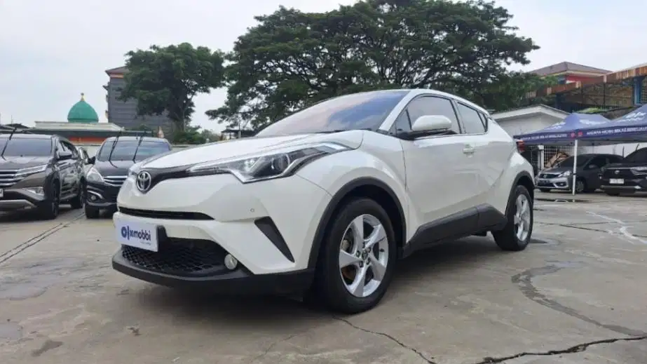 Pajak Panjang - Toyota CHR 1.8 Bensin-AT 2018 Putih