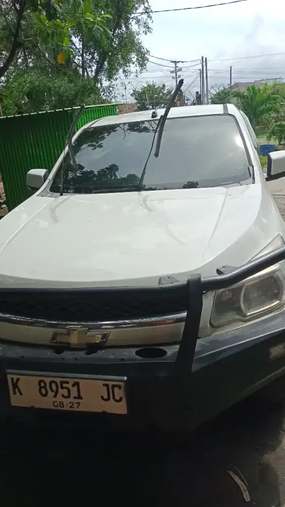 Mobil cefrolet colorado dobel cabin 2022