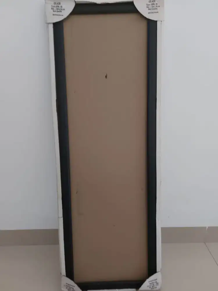 Mika Kaca Besar & Kecil