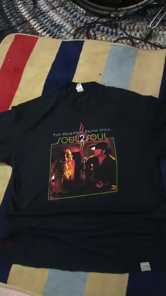 T-shirt kaos band singer mcgraw