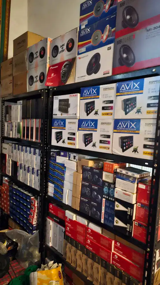 Audio mobil barang lengkap dan jasa pemasangan audio mobil