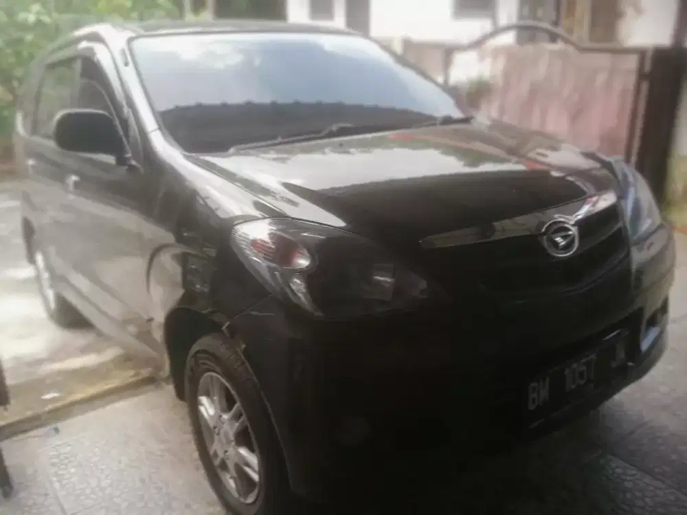 Xenia 1.3 Xi  Deluxe 2011