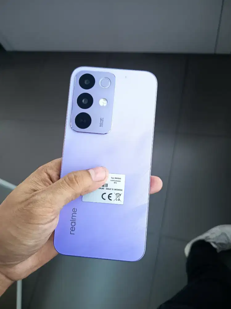 Cash kredit hp realme dan aksesoris original realme