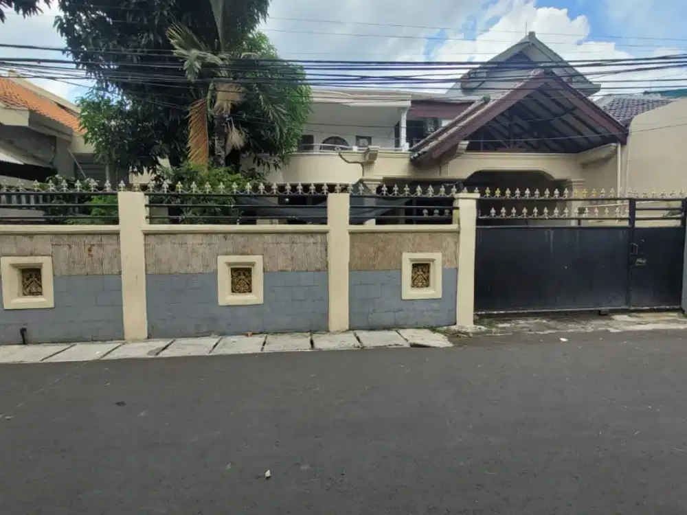 Disewakan Rumah tinggal di Jakarta Pusat, Sumur Batu Cocok Untuk kantor dan Online Shop lokasi sangat strategis