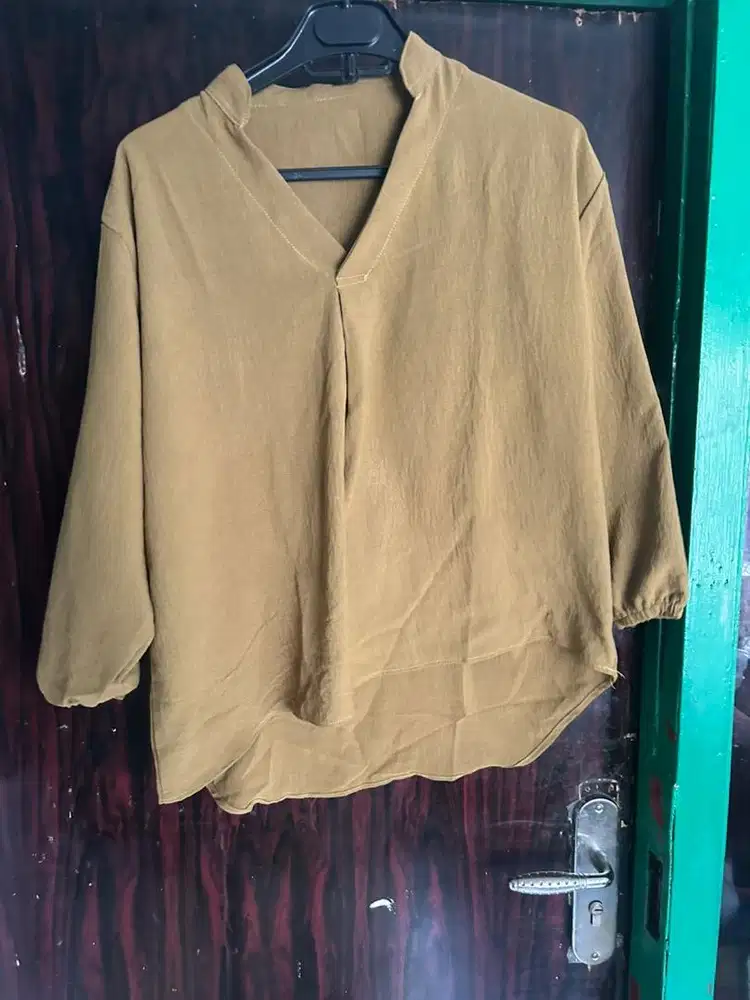 Atasan kemeja wanita