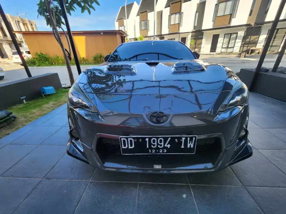 DIJUAL TOYOTA 86 TRD 2012