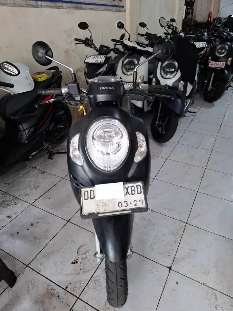 Honda Scoopy 110cc 2024 hitam