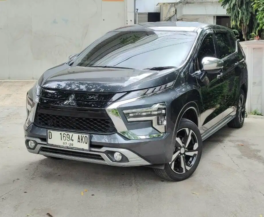 New XPANDER ULTIMATE 1.5 AT 2023 LowKM 21rb RECORD MITSUBISHI BANDUNG