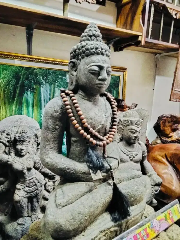 Patung Budha kuno langka dan antik