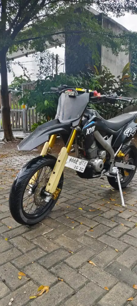 Dijual Kawasaki KLX tahun 2018 pajak hidup