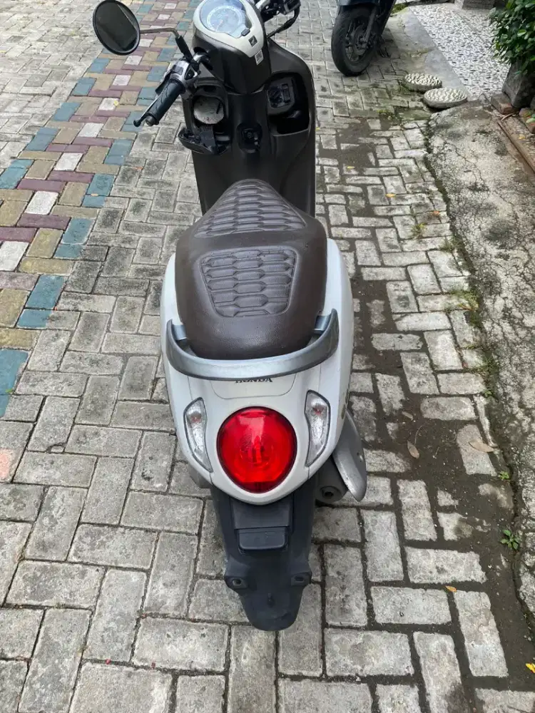 Scoopy prestige