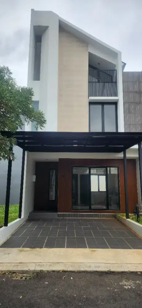 Disewakan Rumah Tinggal di Cluster La Seine, Jakarta Garden City