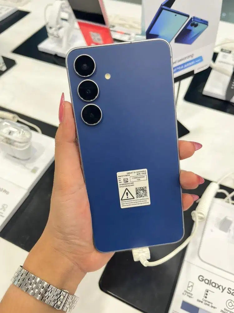 Ready Samsung S25FE promo free upgrade memory cicilan 0%