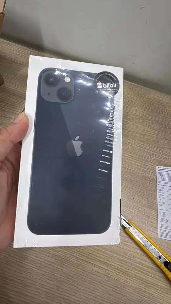 New Iphone 13 Midnight 128GB Garansi Resmi