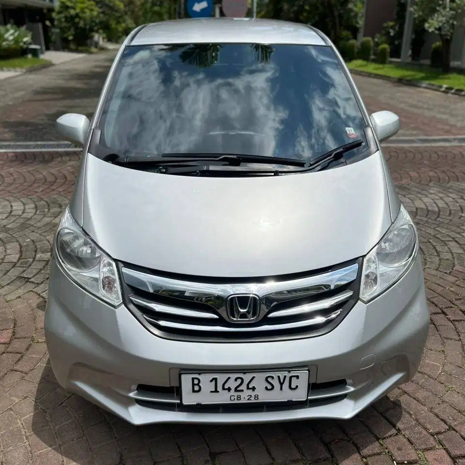 Honda Freed SD Matic 2013 ISTIMEWA DP Minim Bisa Kredit