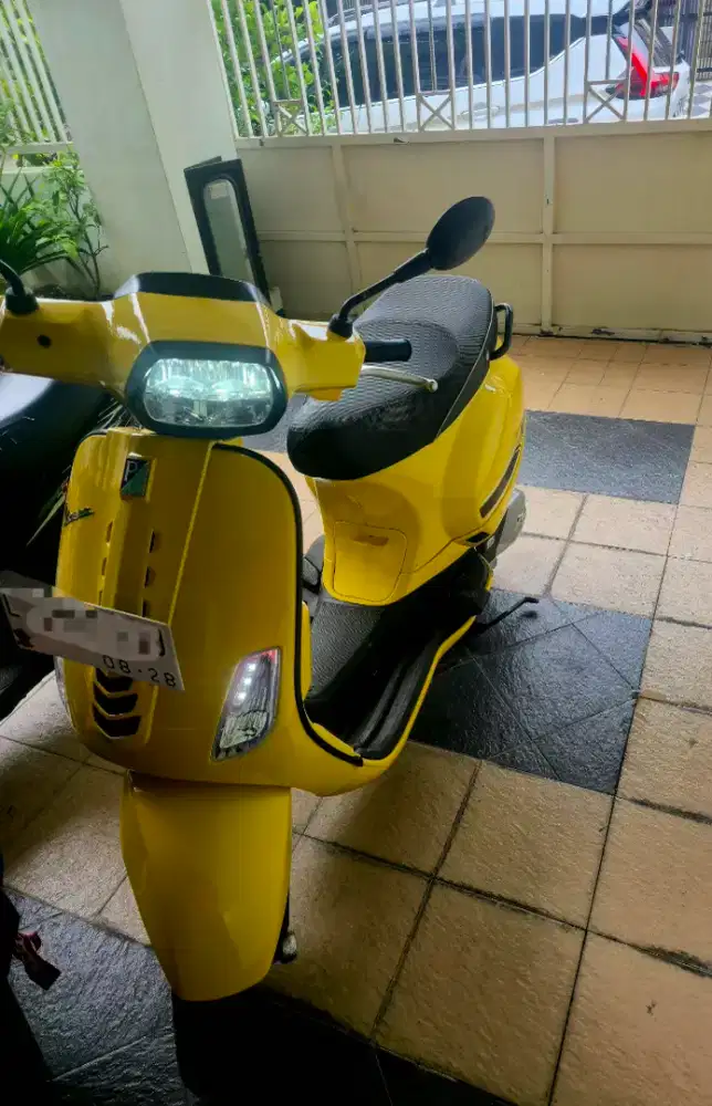 Vespa 125 tahun 2023 KM Rendah Jarang Pakai