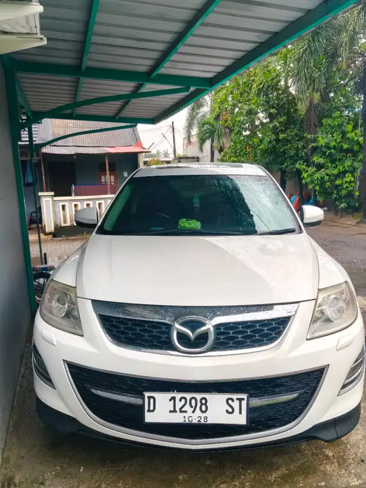 Di jual Mazda CX9 2011
3 baris