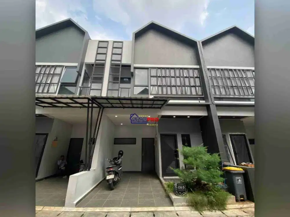 Di Jual Rumah Kukusan Depok. Lokasi Super Strategis, Lingkungan Nyaman dan Tenang.
