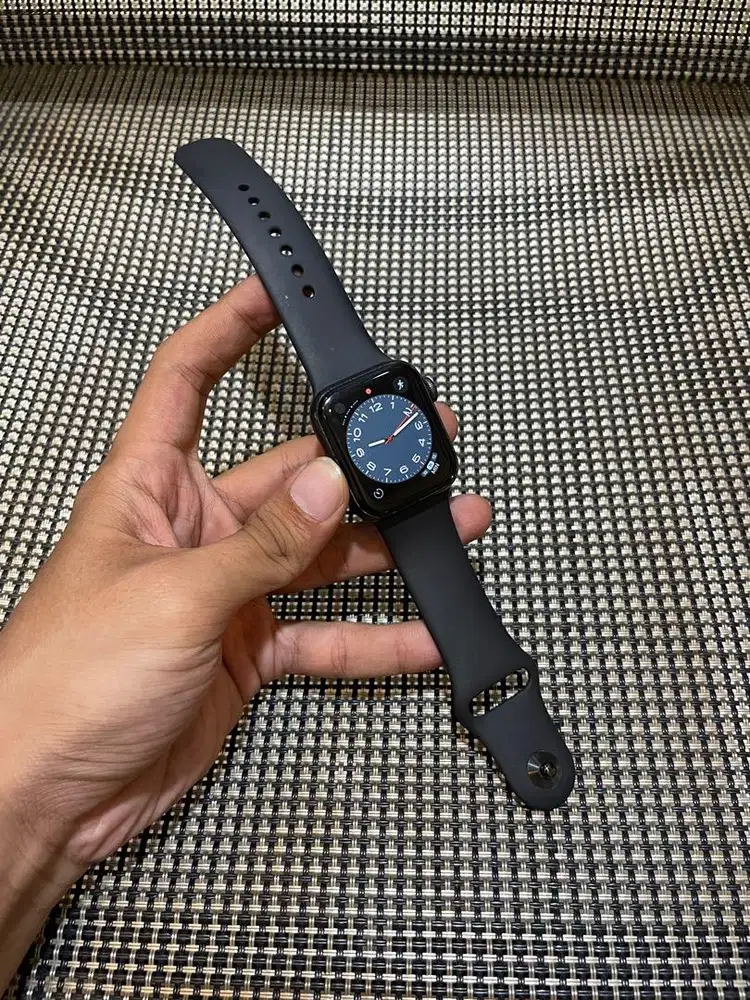 I watch seri 5 40mm ibox resmi