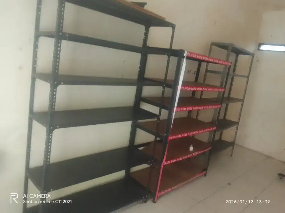 Di Jual Rak besi msh Ok
