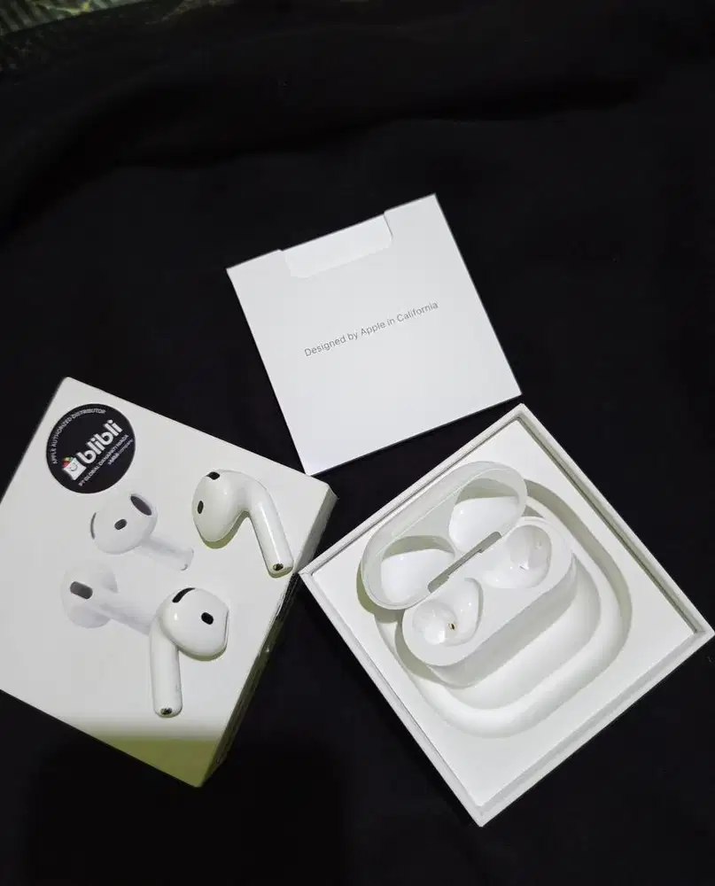 Jual cepat Airpods 4 standar (Non ANC). Bekas tp garansi msh on.
