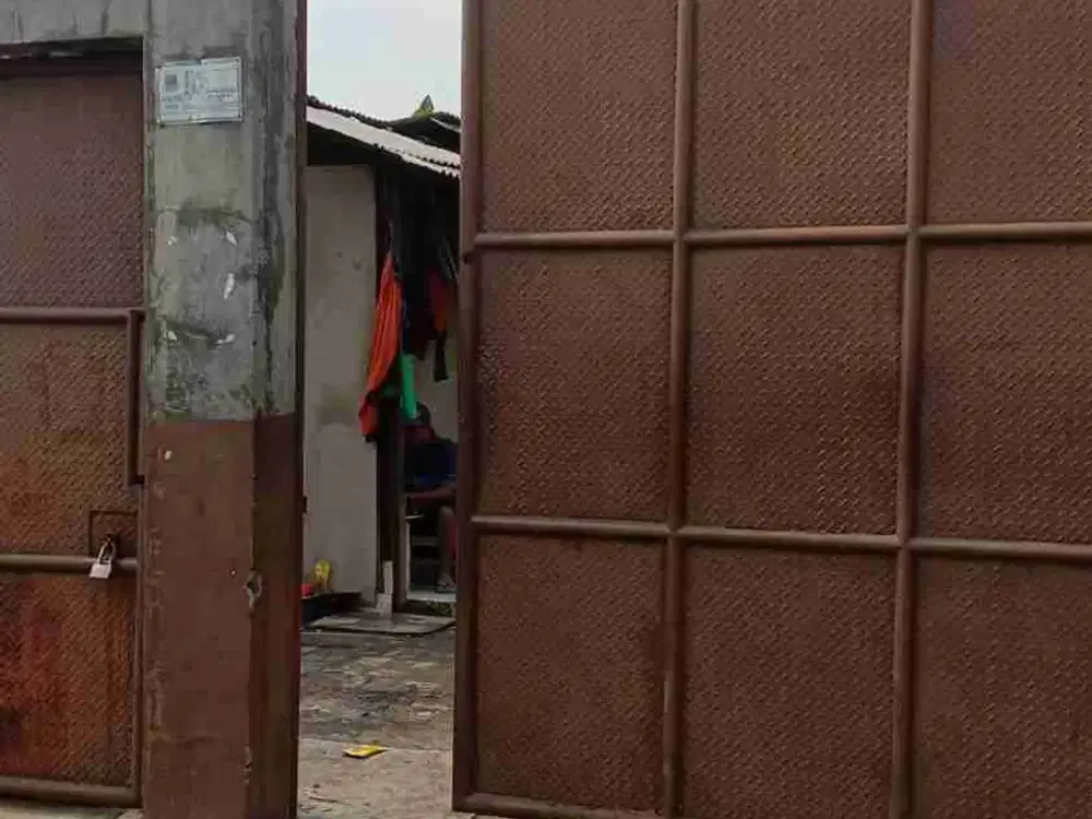 Jual ex.workshop mebel LT 1000m2