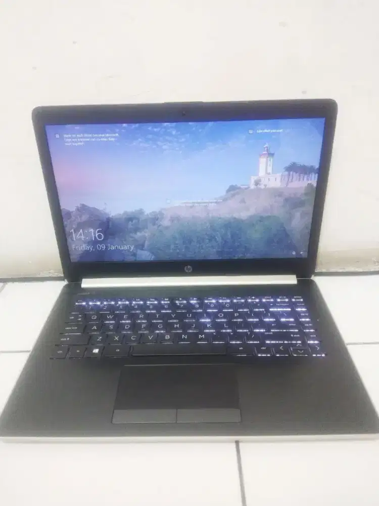 JUAL CEPAT HP 14-CM0094AU
AMDE2Gen9 
4gb/1tb