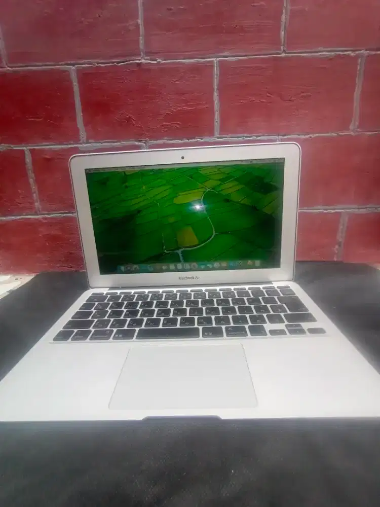 jual cepet macbook air 2010