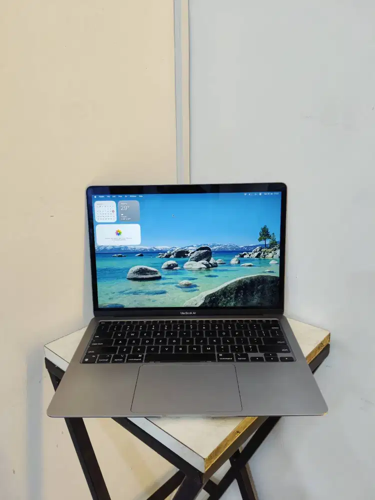 MacBook Air Chip Apple M1 13inch 2020 RAM 8GB SSD 128GB /256GB SSD