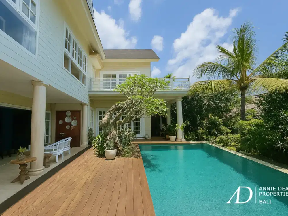 FREEHOLD / LEASEHOLD EUROPEAN-STYLE 4-BEDROOM LUXURY VILLA IN UMALAS