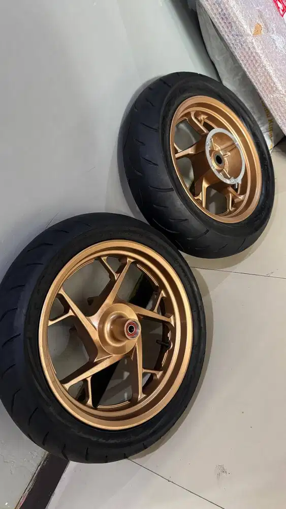 Velg Original XMAX Tech Max 2025 + Ban Maxxis Victra Tebal!