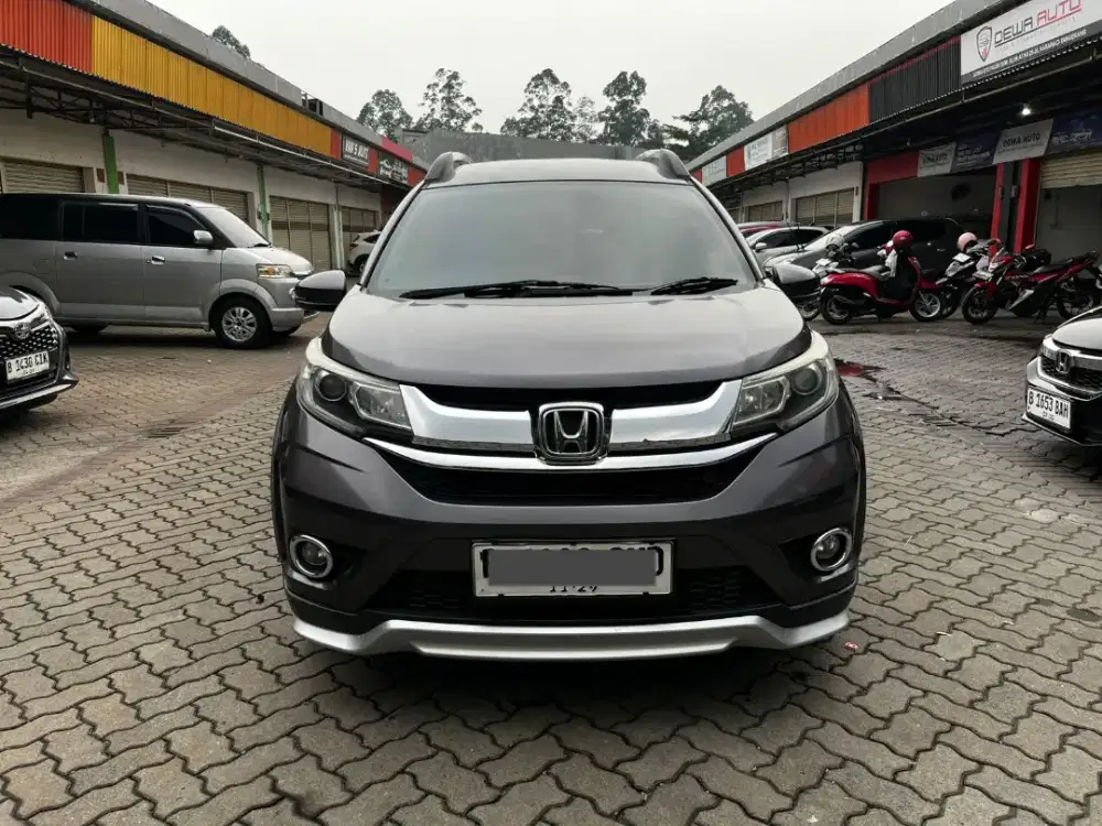 HONDA BRV PRESTIGE CVT 2017 LOW KM 90RB ANTIK