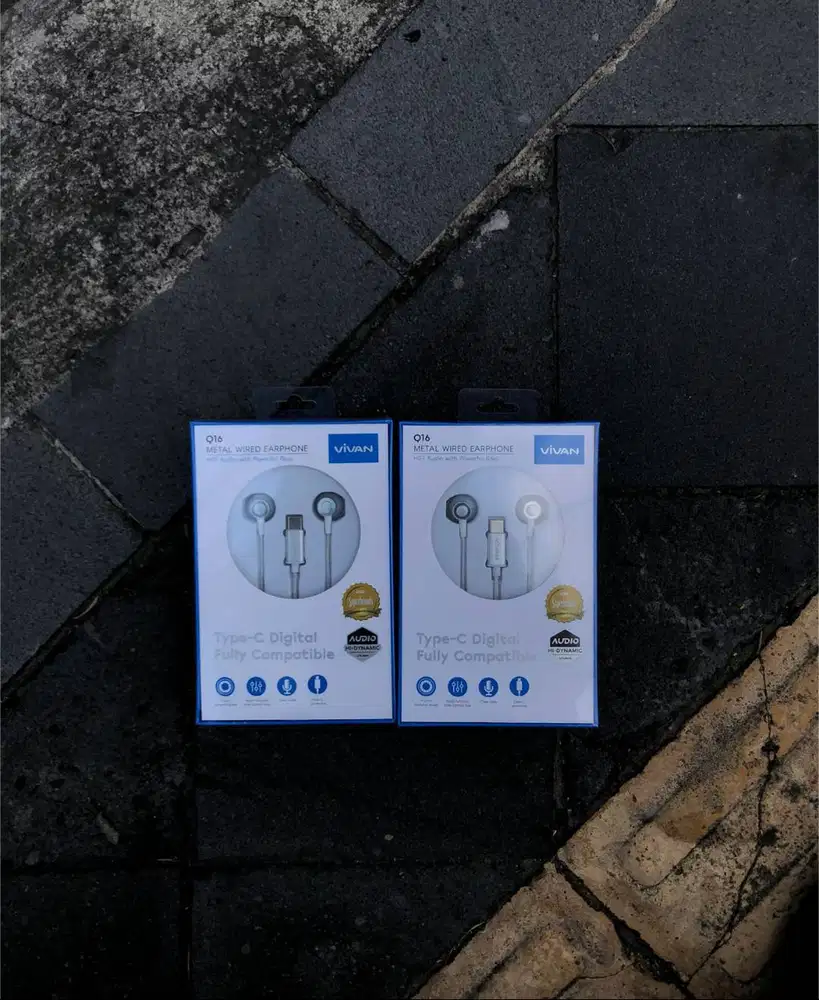 Vivan Q16 Metal Wired Earphone Type-C